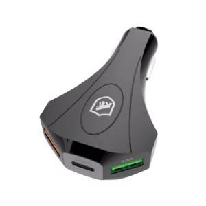 Carregador Veicular Triplo Turbo Tank Gshield Usb C + Usb A Universal cor Preto 3 entradas