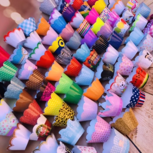 kit 12~60 Wrappers Saia Para Cupcake Doces Festa + de 100 Opções De Cores//