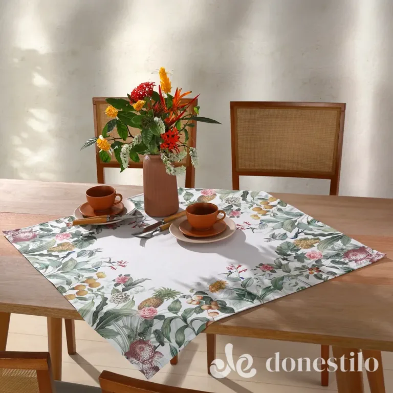 Centro de Mesa Döhler Clean Renova Estampado Digital Verena D com 78X78 cm em Maracanaú CE