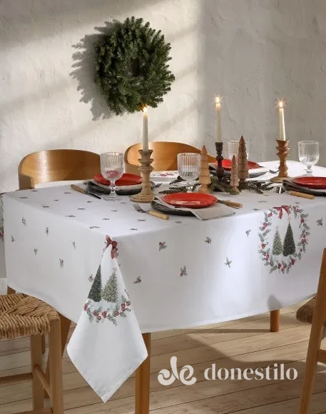 Toalha de Mesa Döhler Clean Renova Estampado Digital 1,40m x 2,10m Natal 126 em Florínia SP